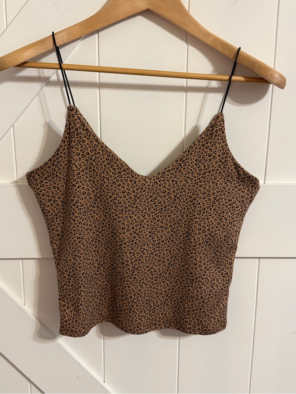 gaze Brown Leopard Print Camisole with Black Straps Women’s Medium Soft fabric